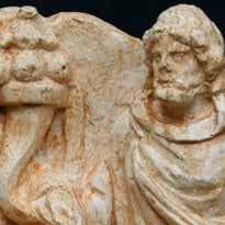 Pierres secrètes, histoires et archéologie de nos terroirs