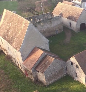 Exposition sur l'étude archéologique du prieuré de Mesvres