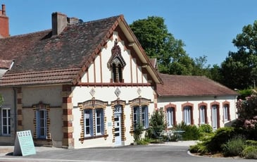 Visite des anciens bureaux de la tuilerie Perrusson