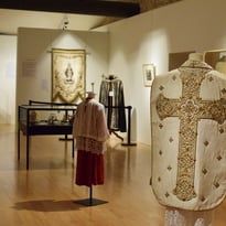 Visite libre de l'exposition « Textiles sacrés, sacrés textiles ! »