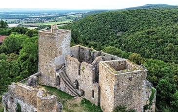 Visite libre du château de Brancion