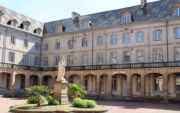 Visite du lycée militaire d'Autun