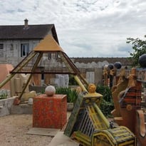 Visite guidée de la pyramide de Cormatin