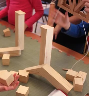 Activités en famille « Petits artisans : pierre et bois »